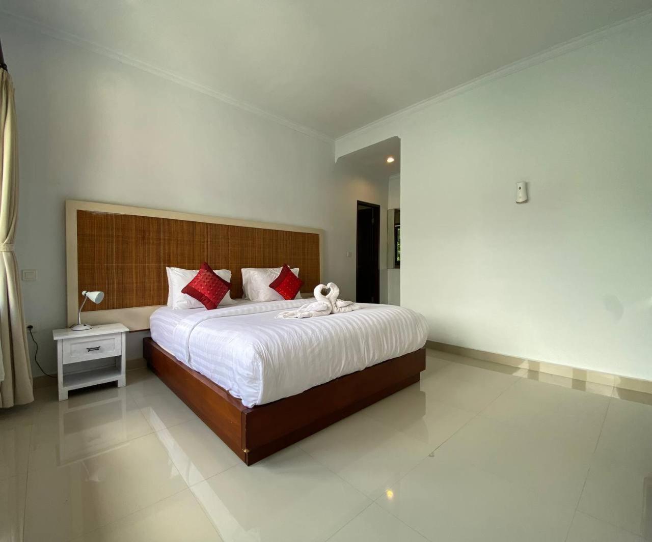 Villa Mayu Dedaries Семиньяк Экстерьер фото