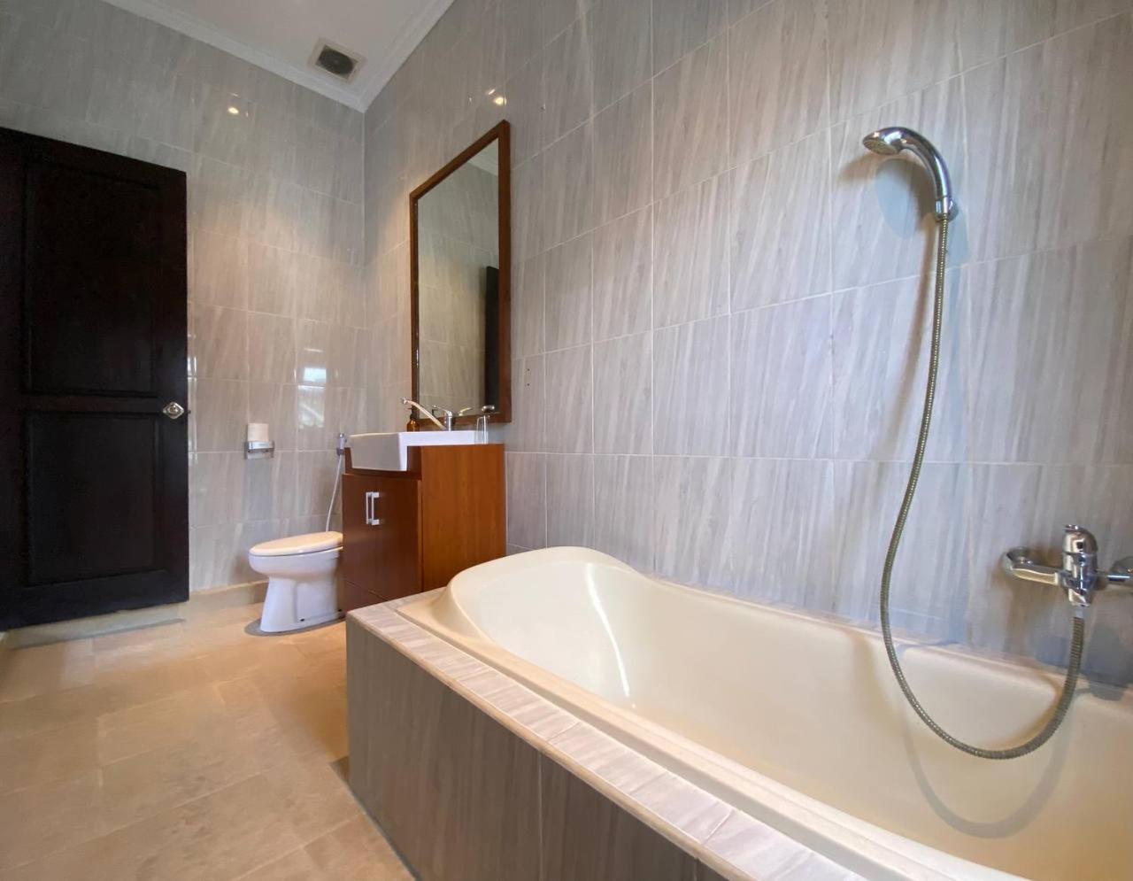 Villa Mayu Dedaries Семиньяк Экстерьер фото