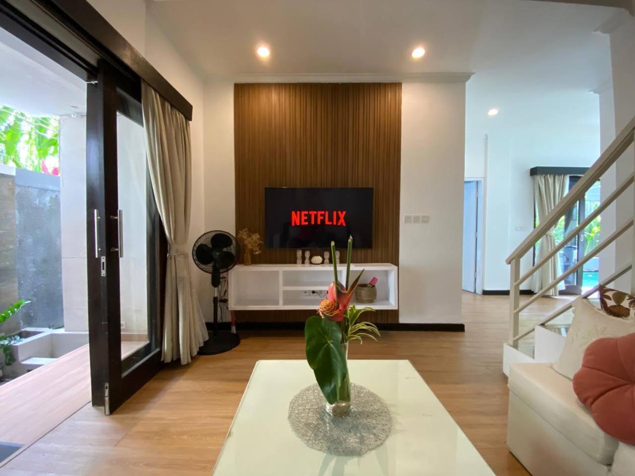 Villa Mayu Dedaries Семиньяк Экстерьер фото